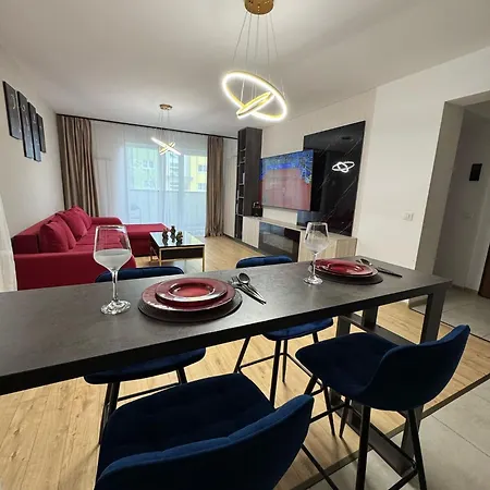 Highstay By Glam - Parking Option * Braşov