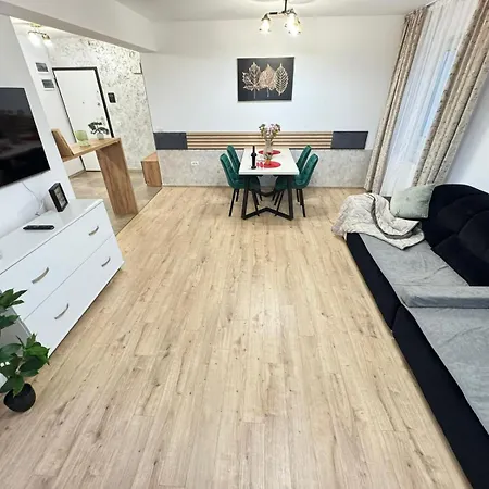 Highstay By Glam - Parking Option Apartamento Braşov