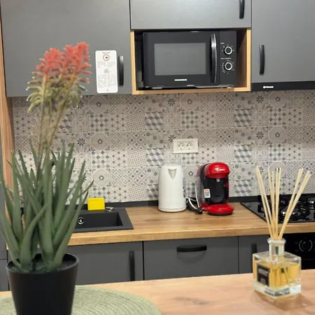 Highstay By Glam - Parking Option Apartamento Braşov